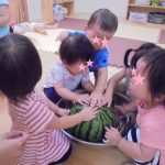 暑い！すいか食べよう！