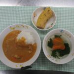 えほん給食☆