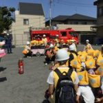 避難訓練による消火器訓練