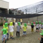 夏祭りに向けて盆踊りの練習をしています
