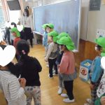 小学校で交流会