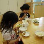 食事の様子～うみ組～