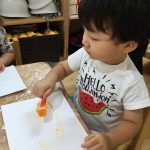 そよかぜ組　氷絵の具でお絵描き♪