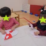 そよかぜ組：ちぎって貼って☆11月製作風景