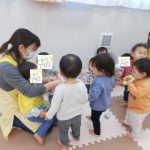 ～　サンタさんとクリスマス飾り、制作　～