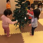 ☆クリスマスツリーの飾りつけ☆