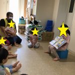 絵本の読み聞かせ