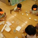 そよかぜ組:小麦粉粘土2回目