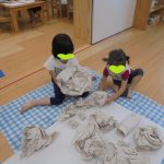 幼児:夏祭り準備中