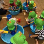 パシャパシャ水遊び
