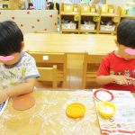 ふたば組：8月の月製作
