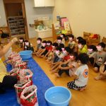 そら・たいよう組：トマトの根起こし