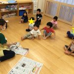 ふたば組新聞紙あそび