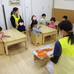 食育「にんじん洗い」と「お箸の使い方」