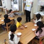 そら組、たいよう組　栄養士による食育指導がありました