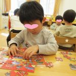 ふたば組:机上遊び&給食の様子