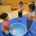 8月氷遊び