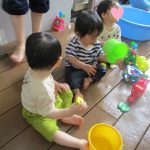 水遊び(0歳児)