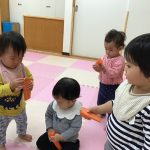 だいち組～にんじんにさわってみたよ！～