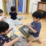 ふたば組　新聞紙遊び