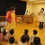 幼児組　咳エチケット指導