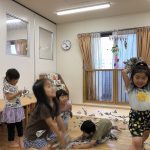 ♡7月1日♡『そら組:新聞紙あそび!』