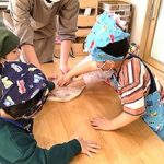 そら組（みそ汁作り・お米研ぎ）