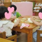 5月21日 『そよかぜ組さんでたまねぎの食材見せ』