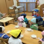 食育～おにぎりを握ってみよう！ふたば組