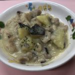 鶏肉の豆乳シュクメルリ風