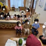 【『箱の中身は何かな？』の遊びをしました（食育）】　R7.８