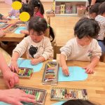 そよかぜ組　２月の製作の様子