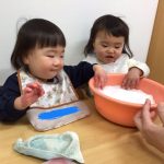 雪遊び