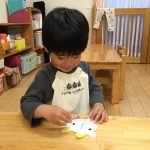 ふたば組　製作と粘土あそびの様子