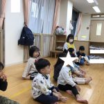 「２月　リトミック教室　ふたば・うみ組」