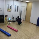 にじいろ保育園大崎　『体操教室を毎月楽しんでいます』