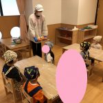 【うみ・たいよう組】玉ねぎの皮むき