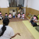 保育園体験　そよかぜ組　６月英語レッスンに参加してみよう！