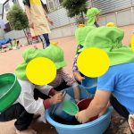 “とうきょうすくわくプログラム活動”『泥遊び』