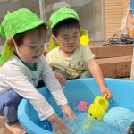 水遊び楽しんでいます！