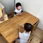 スプーンで遊ぼう（2歳児　ふたばぐみ）