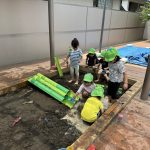 “とうきょうすくわくプログラム活動”『泥遊びをしました！』