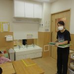 ふたば食育「ねぎ、万能ねぎに触る」5月8日実施