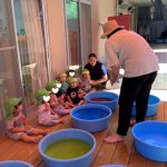 そよかぜ組「色水あそび」